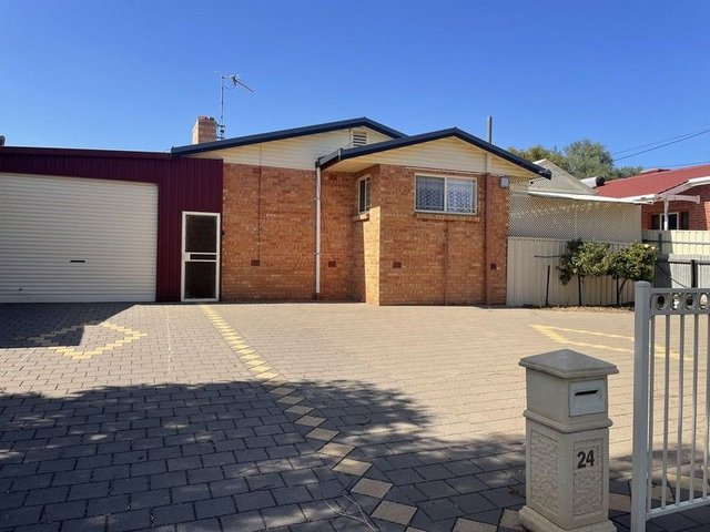 24 Douglas Street, SA 5700