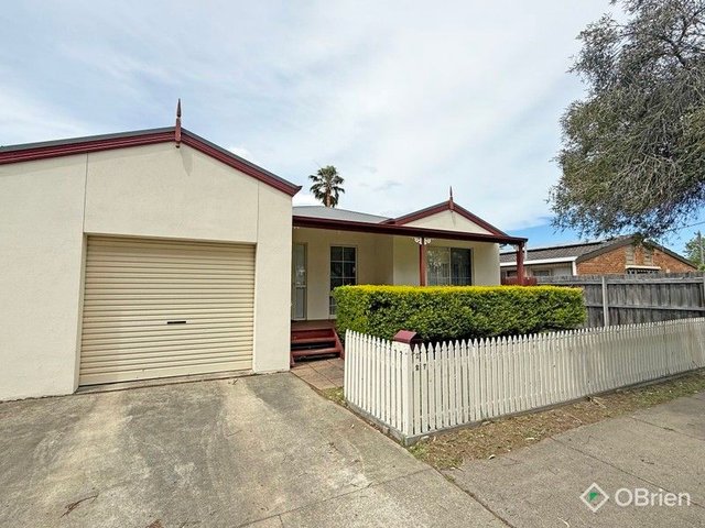 2/27 Dawson Street, VIC 3875