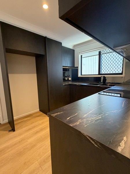 1/4 Heffernan Crescent, QLD 4215