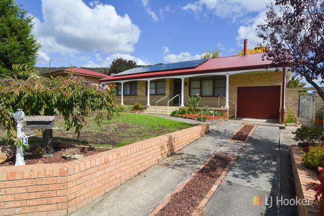 13 Maple Crescent, NSW 2790
