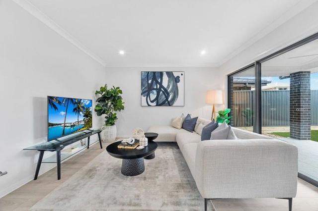 55 Capella St, NSW 2765