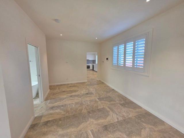 2/130 Military Road, NSW 2161