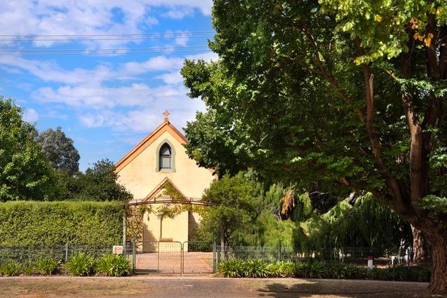 105 Main Road, VIC 3451