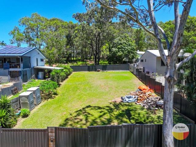 4 Peronne Avenue, QLD 4184