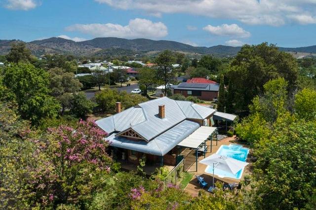 64 Court Street, NSW 2850