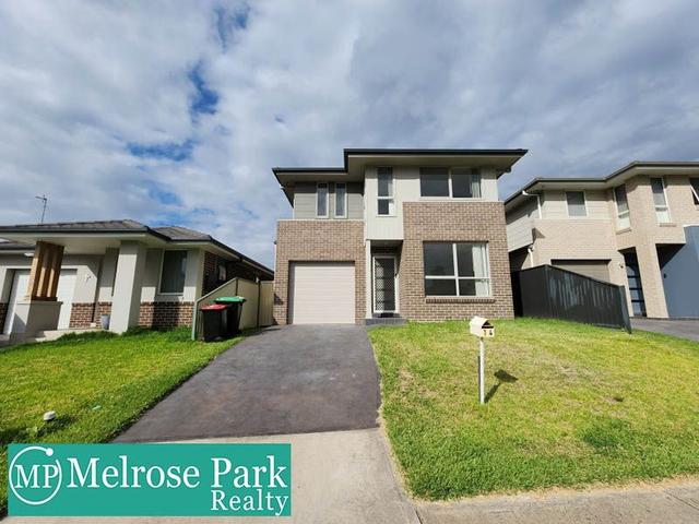 14 Mullumbimby Avenue, NSW 2171