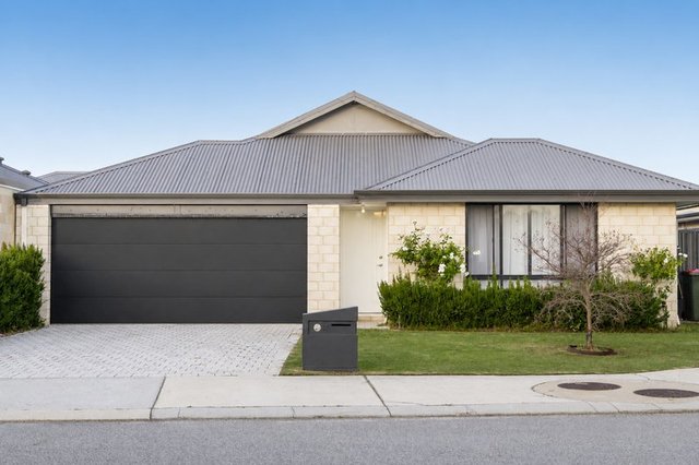 40 Sunlit Avenue, WA 6055