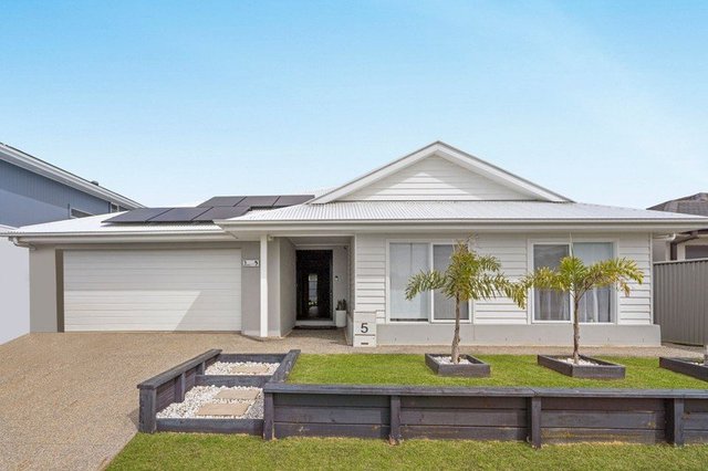 5 Eagle Circuit, QLD 4505
