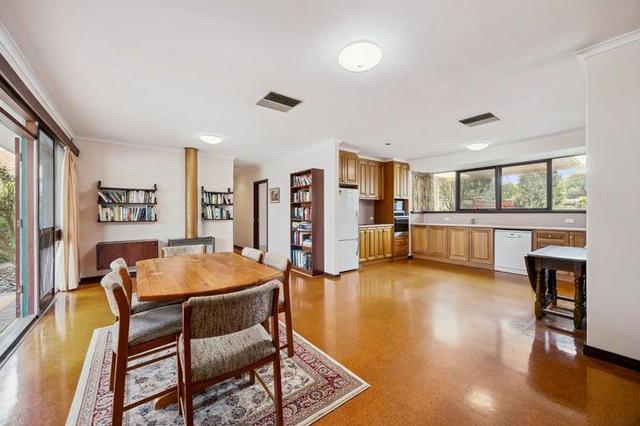 13 Nunweek Street, WA 6154