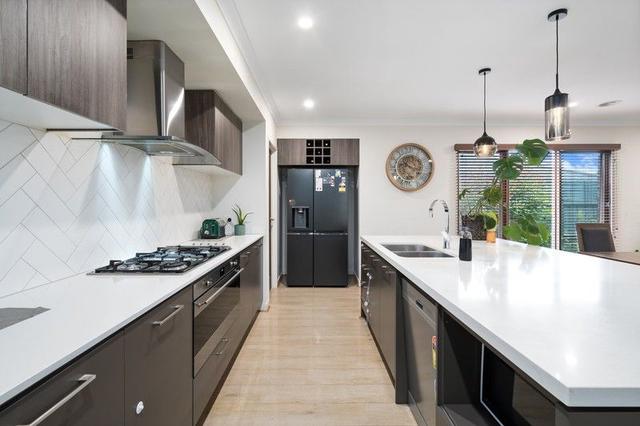 6 Pump House Crescent, VIC 3978