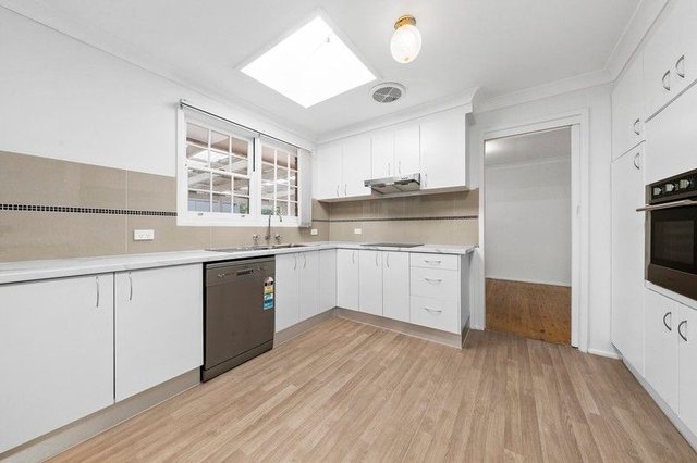 8 Virginia Avenue, NSW 2153