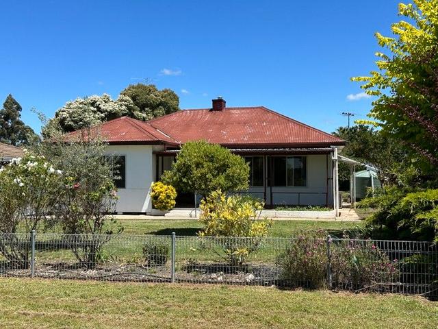 9 Hamilton Street, NSW 2660