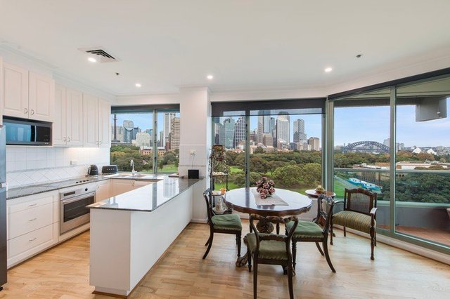 1302/22 Sir John Young Crescent, NSW 2011