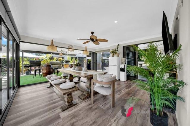 4 Brookside Close, QLD 4165