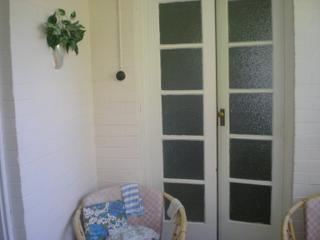 Sun Room (2010-05-03)