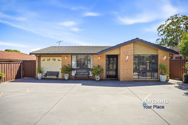 12 Romley Crescent, NSW 2761