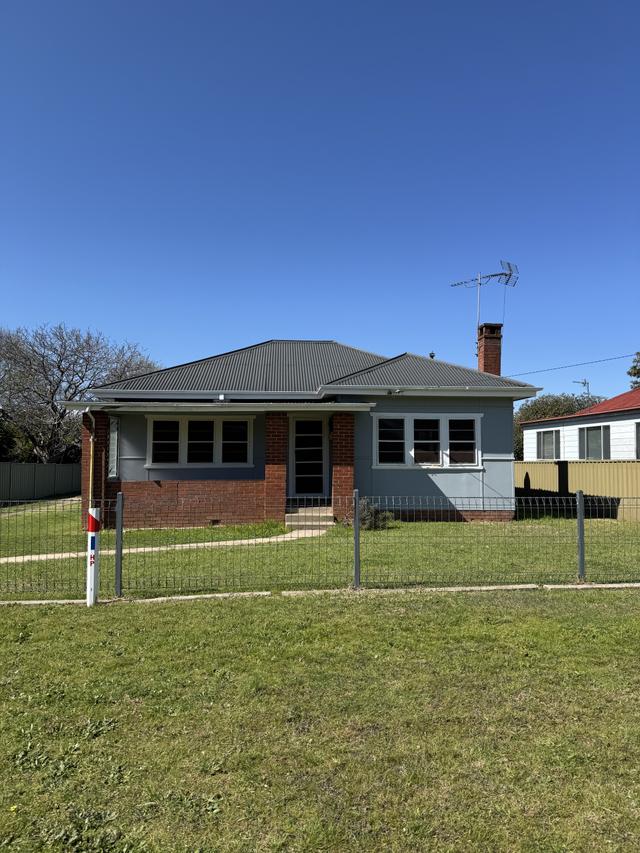 110 Russell Street, NSW 2720
