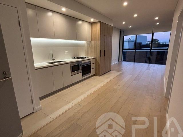 1044/9 Maple Tree Road, NSW 2145