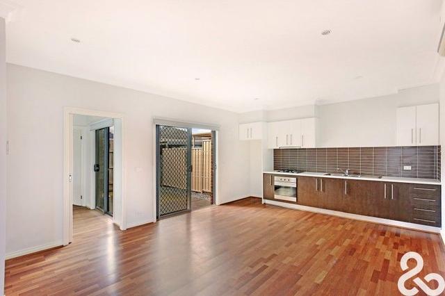 2/28 Ralph Street, VIC 3073