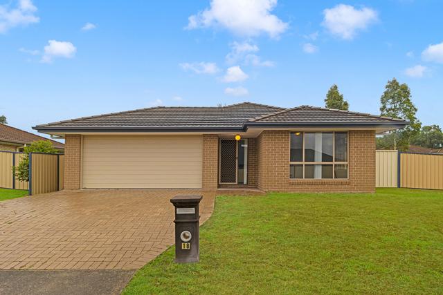 18 Zinfandel Circuit, NSW 2325