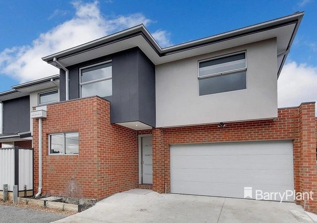 2/6 Bliburg St, VIC 3047