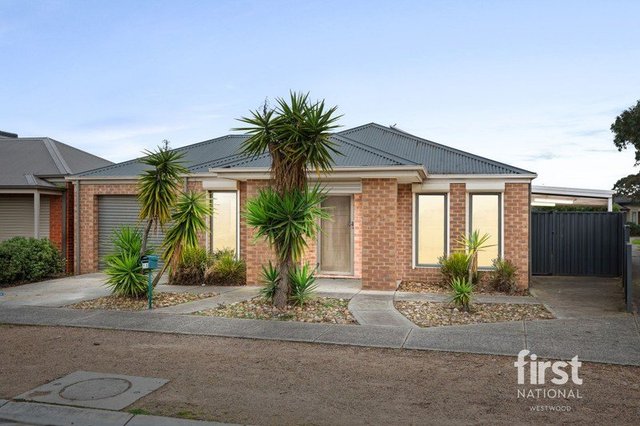 13 Weavers Street, VIC 3024