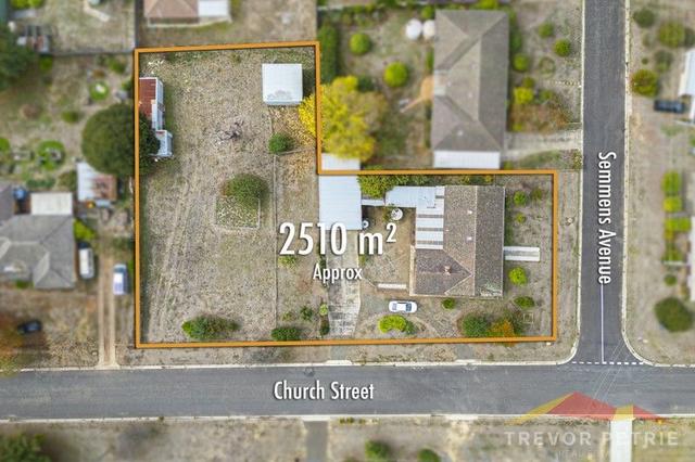 25 Semmens Avenue, VIC 3363