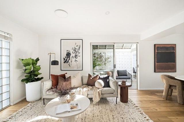 2/54 George Street, NSW 2040