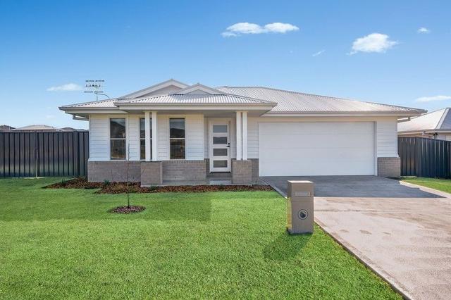 64 Knox Crescent, NSW 2850
