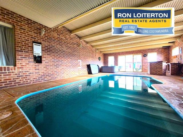 54 Hurley St, NSW 2590