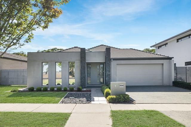 5 Neil Harris Crescent, ACT 2914