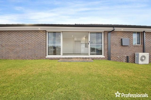 4 Trendall Way, NSW 2570