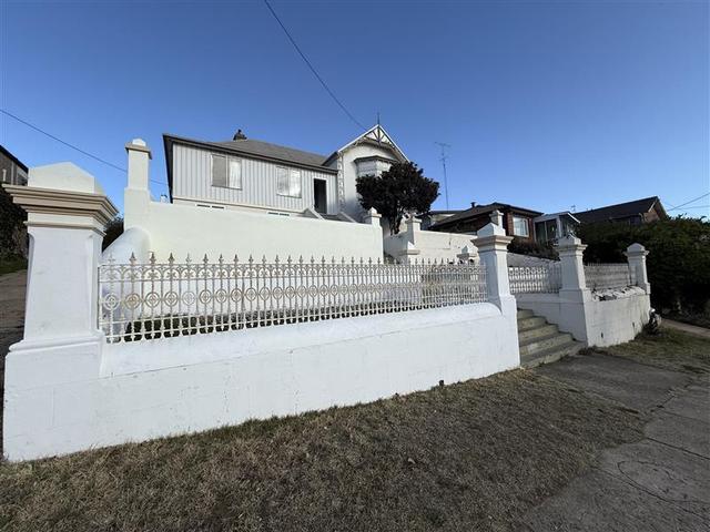 1/194 Sharp Street, NSW 2630
