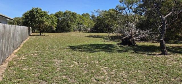 12 Marginata Court, QLD 4850