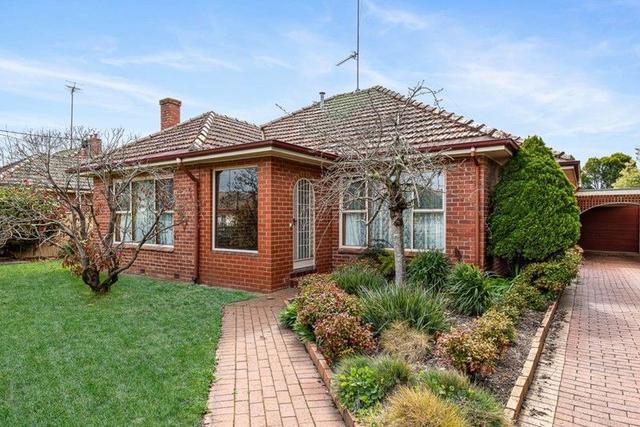 2 Poplar Street, VIC 3355