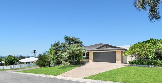 18 Piccadilly Place, QLD 4211