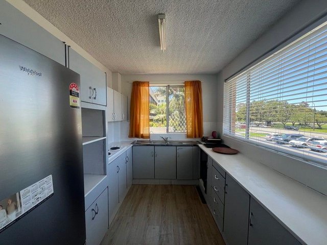 14/4 Marine Parade, QLD 4215