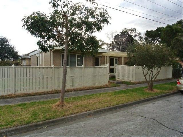 73 Lochiel Av, VIC 3196