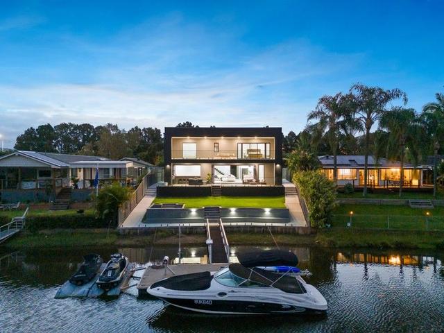 129 Witt Avenue, QLD 4211