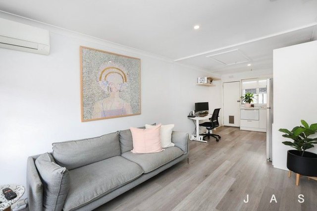 2/79 Kernot Street, VIC 3015