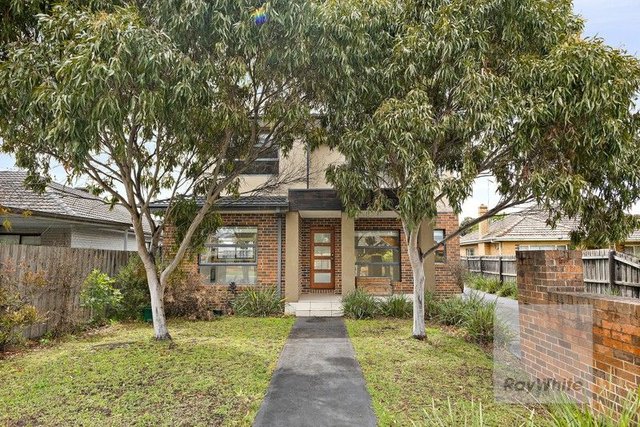 1/8 Prince Andrew Avenue, VIC 3075