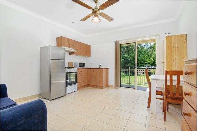 512a Warringah Road, NSW 2086