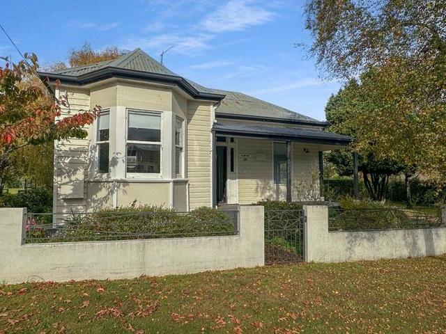 24 Groom Street, TAS 7215