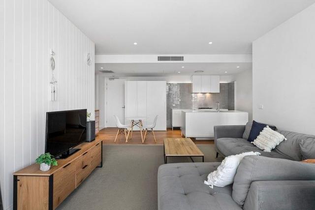 706/8 Bank Street, QLD 4101