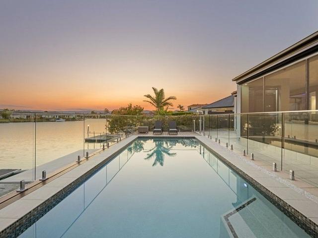 42 The Peninsula, QLD 4212