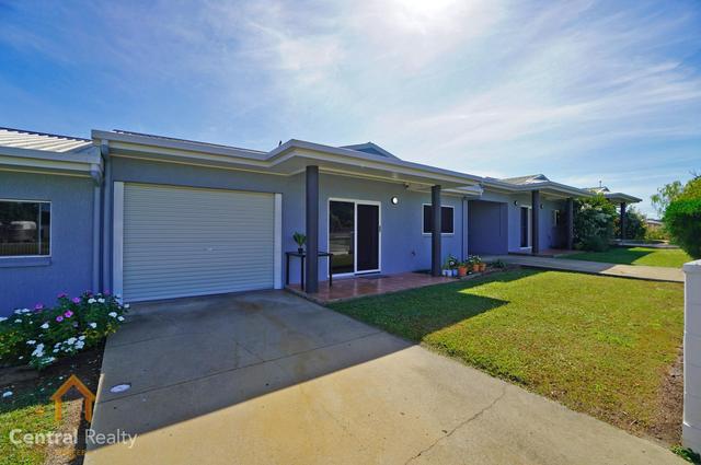 2/3 Hort Street, QLD 4880
