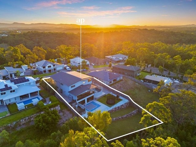 6 Quest Terrace, QLD 4209