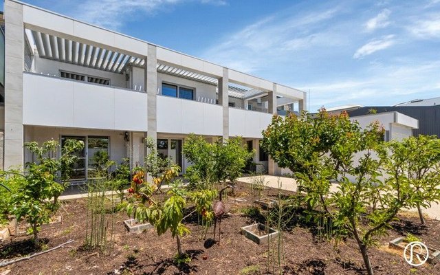 15 Military Road, SA 5022