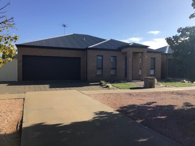 89 Dyar Avenue, VIC 3500