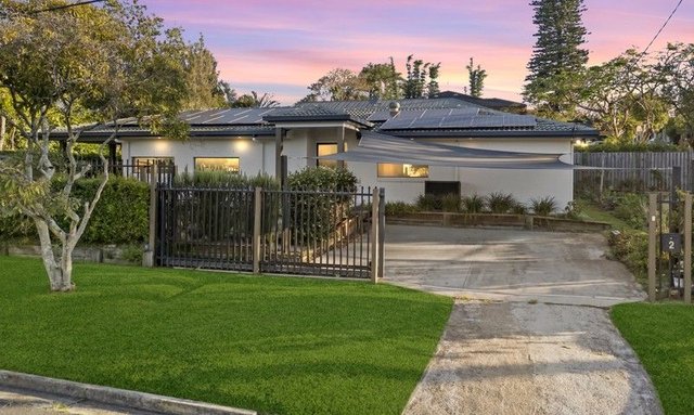 2 Magnolia Drive, QLD 4215